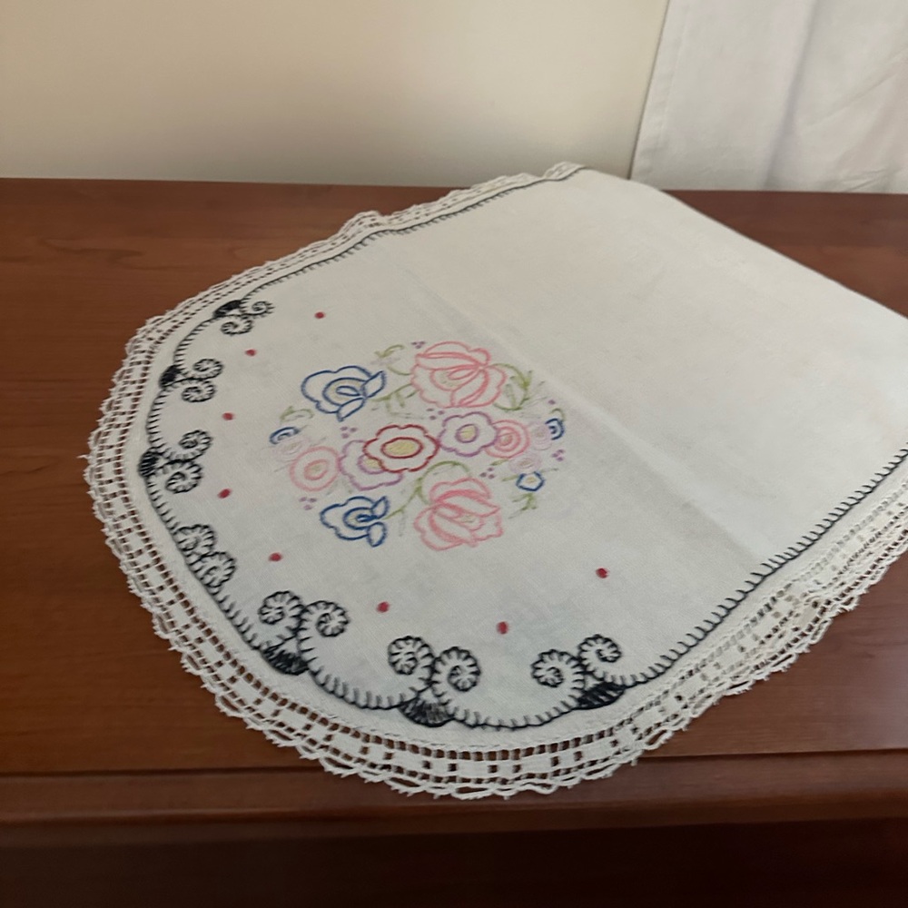 Vintage embroidery floral runner